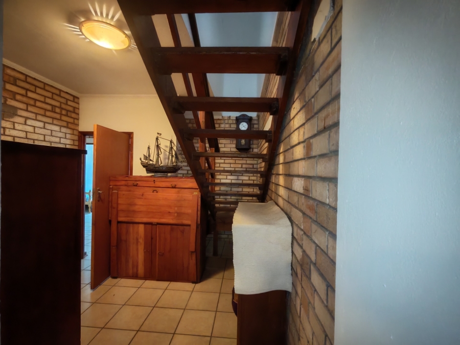 4 Bedroom Property for Sale in Boknesstrand Eastern Cape
